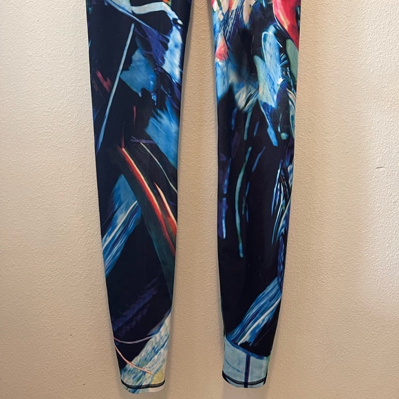 Fabletics Leggings - Picture 3 of 7